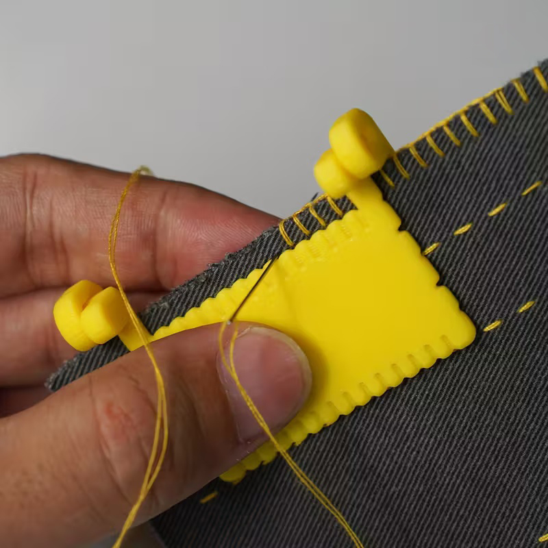 Sewing Lab - Seam Guide Clip On Sewing Edge